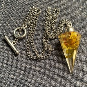 Floral Resin Pendulum Necklace